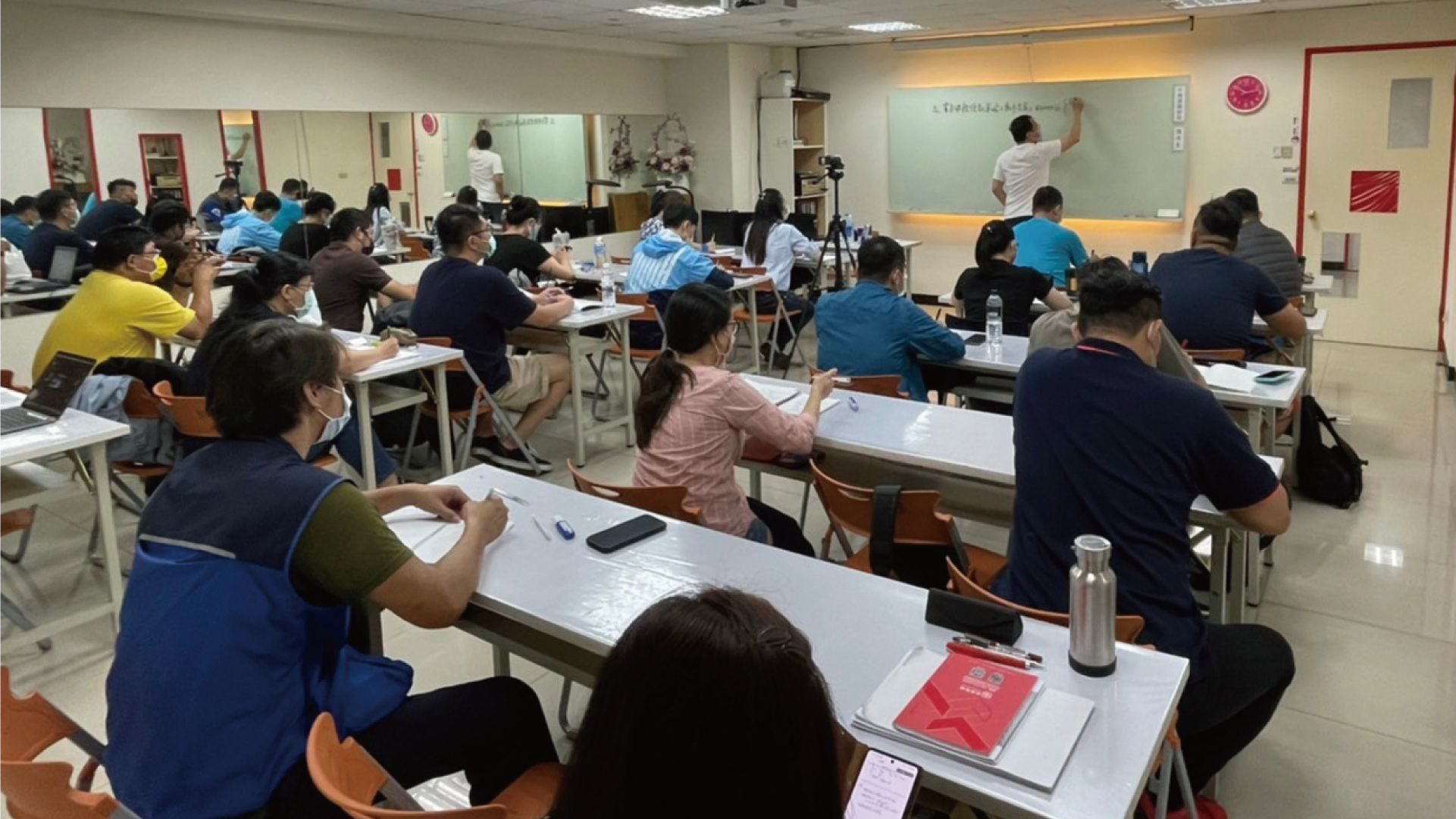 工作區域 6 複本 3